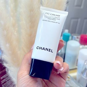 🥰🎈SALE CHANEL CC CREAM 40 beige